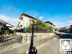庭付き土地約60坪。