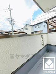 2階・3階のバルコニー2カ所有でお洗濯物の多い日も安心です