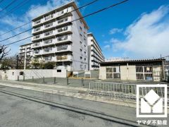 市バス「殿城町」停歩2分。