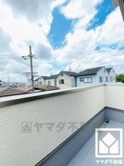 2階・3階のバルコニー2カ所有でお洗濯物の多い日も安心です