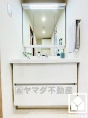 収納付き洗面台の為スッキリお使い頂けます