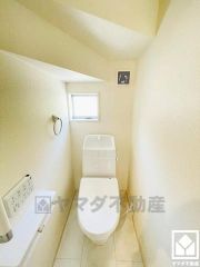 トイレが1階と2階にあるので、朝の忙しい時間にも混雑せず快適です。